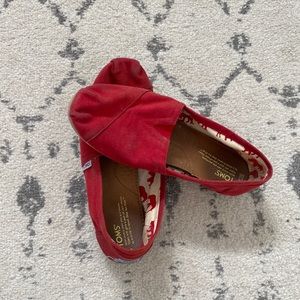 Red Women’s Toms (Size W10)